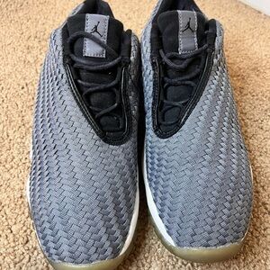 Jordan Future Low Cool Grey